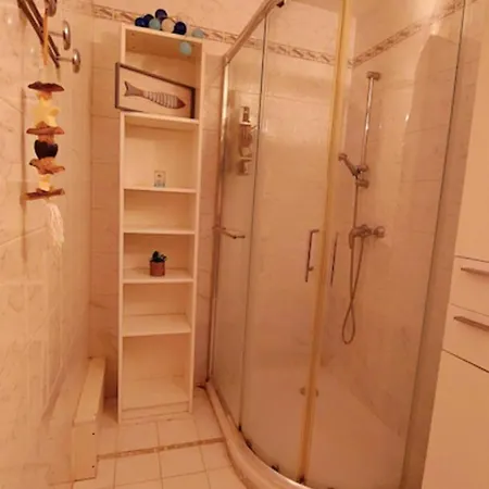 With Balcony 5 Minutes Walk From The Sea Appartement