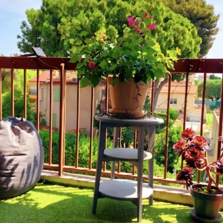 With Balcony 5 Minutes Walk From The Sea Cagnes-sur-Mer